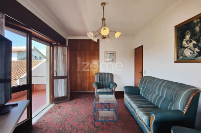 Moradia T7 para Venda em São Domingos de Rana