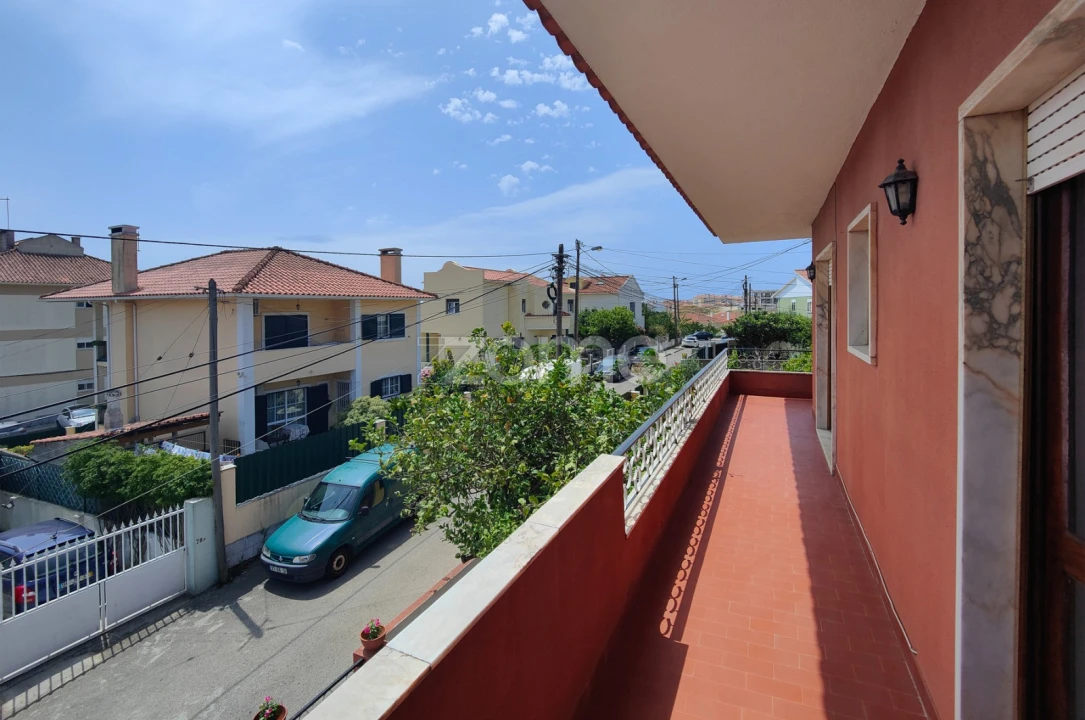 Moradia T7 para Venda em São Domingos de Rana Foto 18