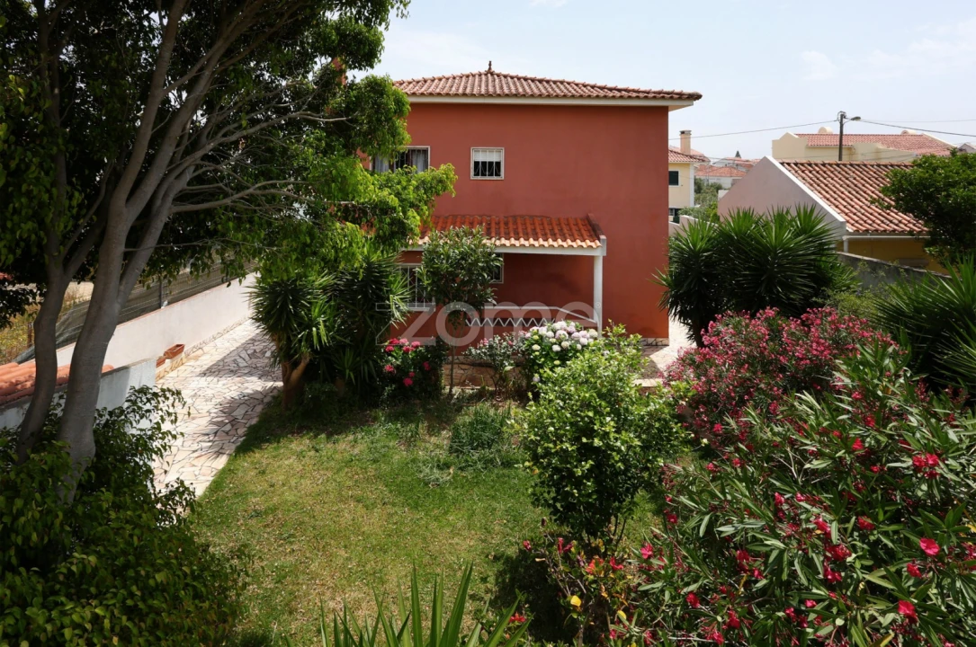Moradia T7 para Venda em São Domingos de Rana Foto 50