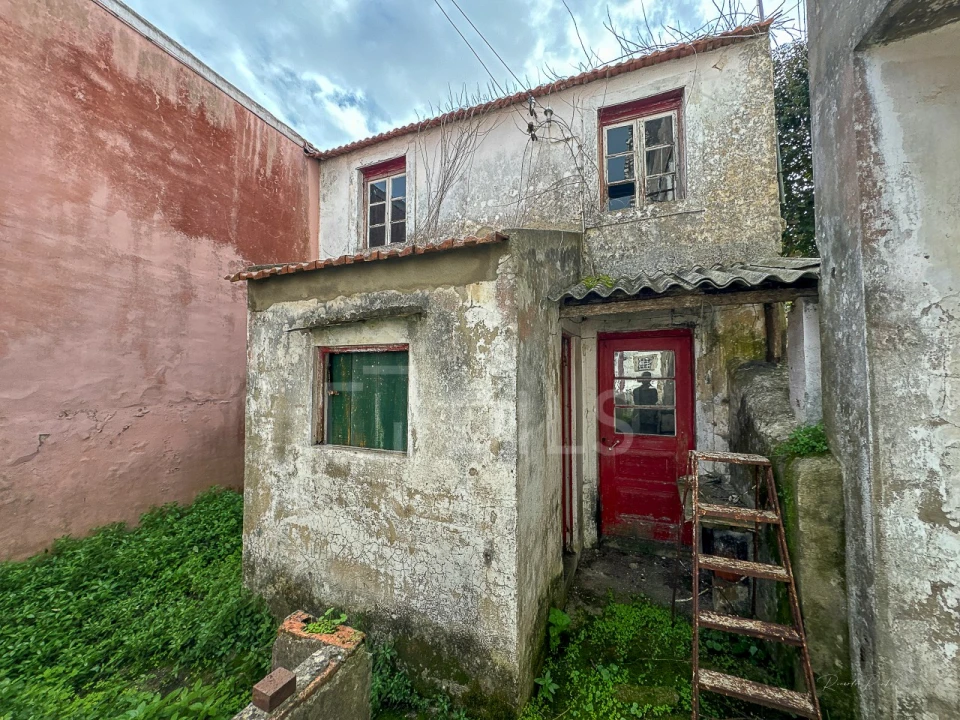 Prédio para Venda em Colares Foto 10