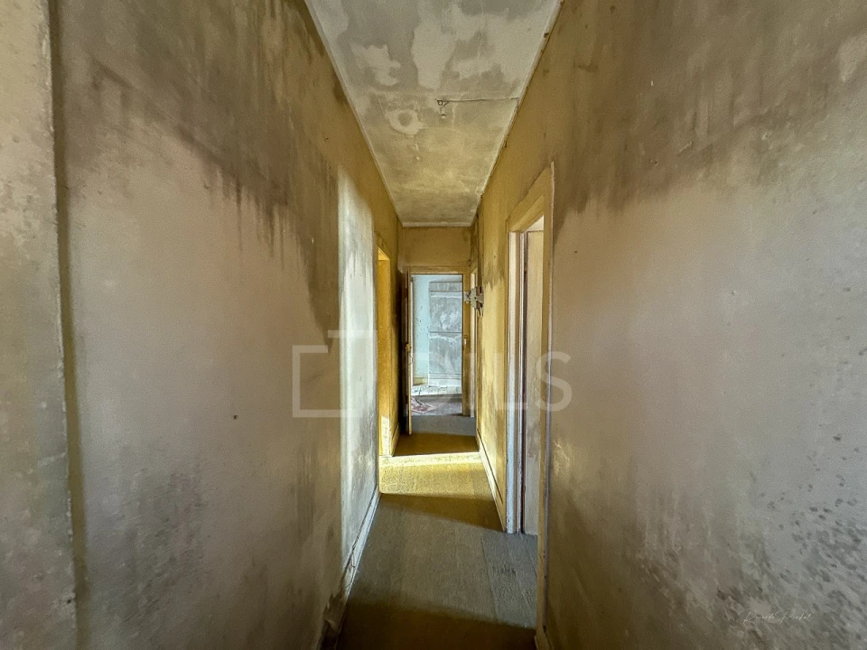 Prédio para Venda em Colares Foto 5