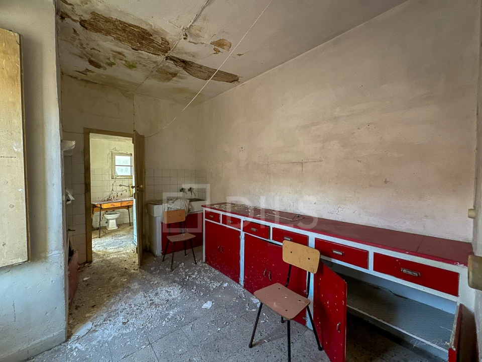 Prédio para Venda em Colares Foto 14