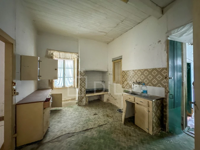 Prédio para Venda em Colares Foto 3