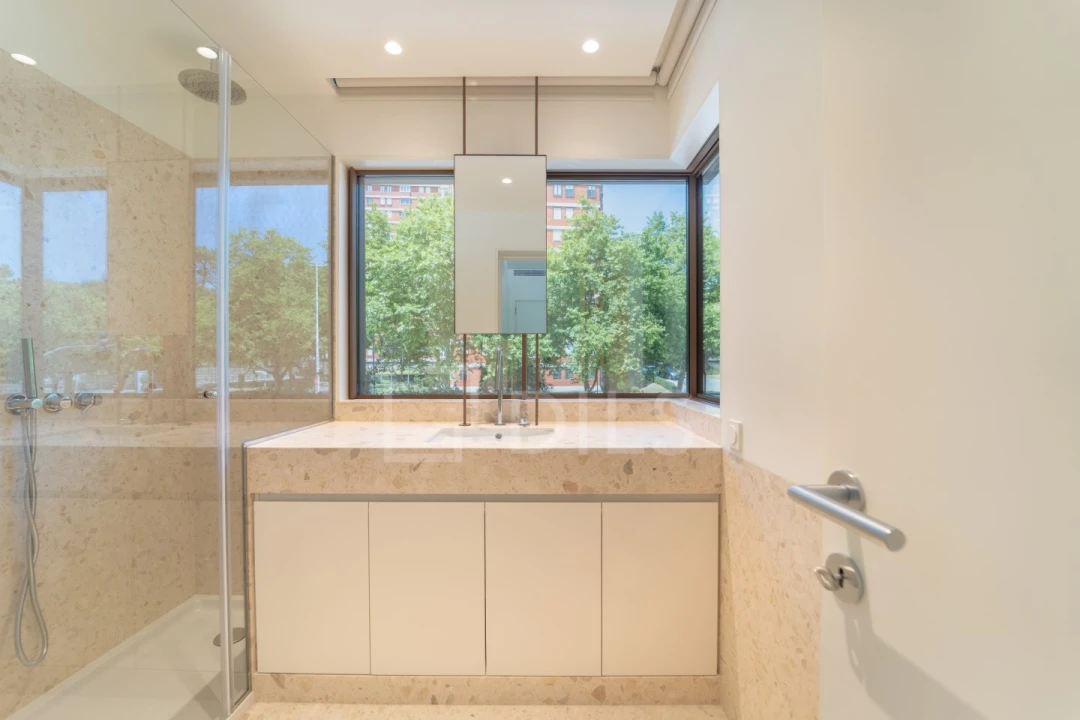 Apartamento T3 para Venda em Aldoar, Foz do Douro e Nevogilde Foto 40