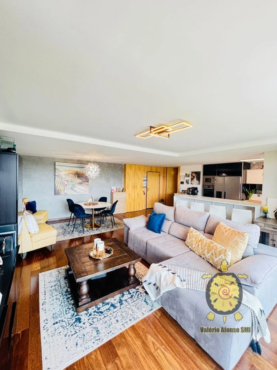 Apartamento T4 para Venda em Glória e Vera Cruz Foto 1