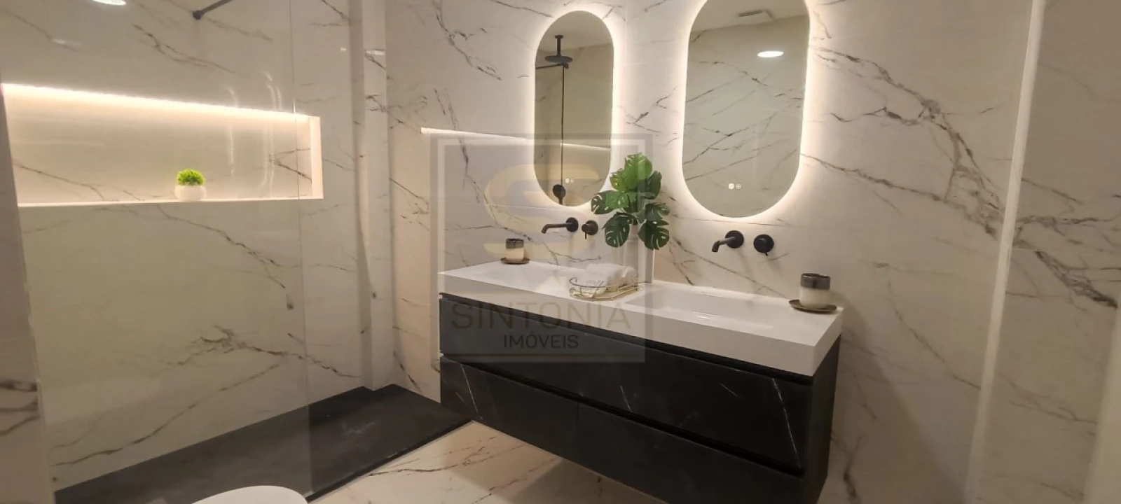 Moradia T4 para Venda em Charneca de Caparica e Sobreda Foto 44