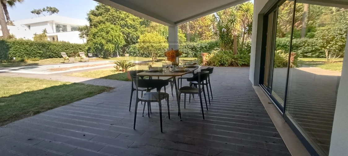 Moradia T4 para Venda em Charneca de Caparica e Sobreda Foto 60