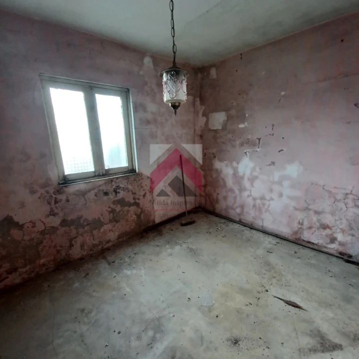 Moradia T2 para Venda em Bustos, Troviscal e Mamarrosa Foto 3