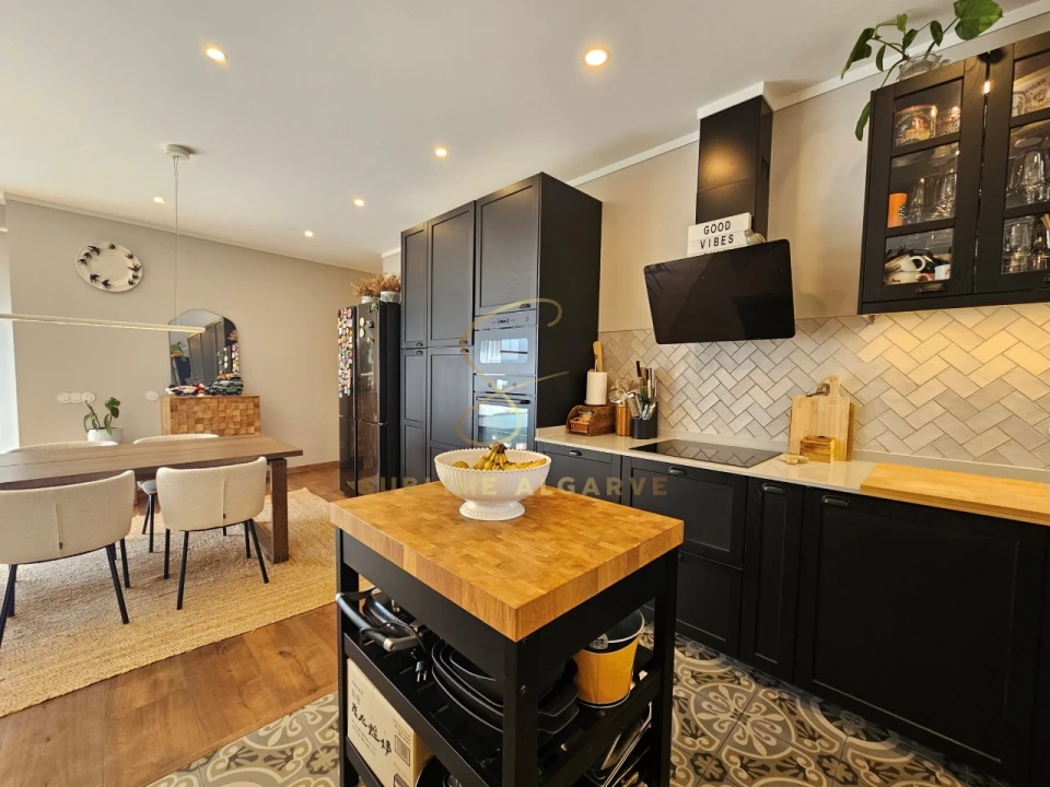 Moradia T2 para Venda em Odiaxere Foto 11