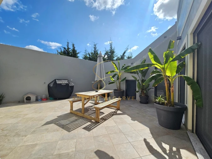 Moradia T2 para Venda em Odiaxere Foto 19