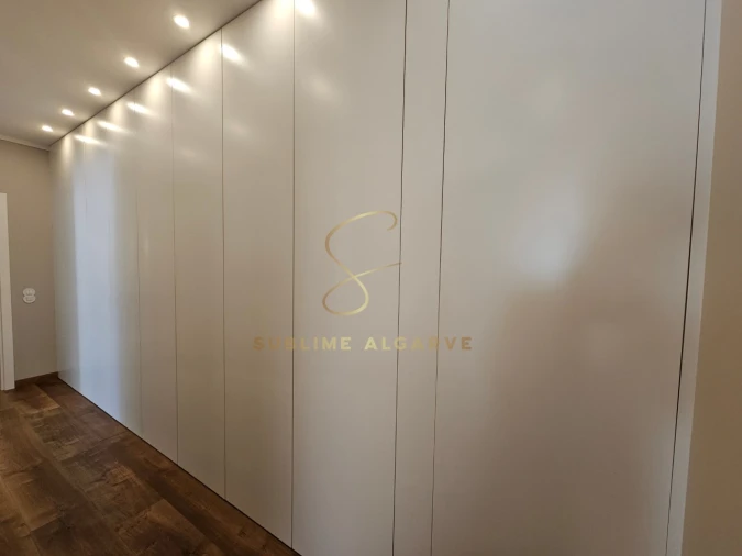 Moradia T2 para Venda em Odiaxere Foto 10