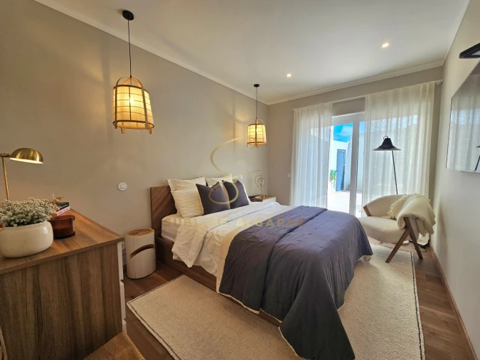 Moradia T2 para Venda em Odiaxere Foto 15