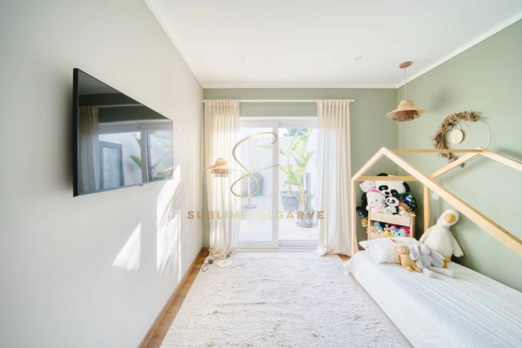 Moradia T2 para Venda em Odiaxere Foto 18