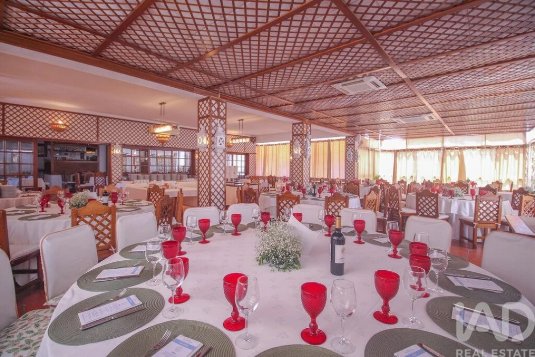 Moradia T6 para Venda em Terrugem e Vila Boim Foto 9