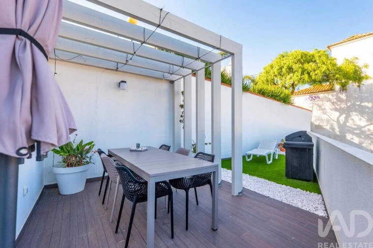 Moradia T3 para Venda em Nazare Foto 18