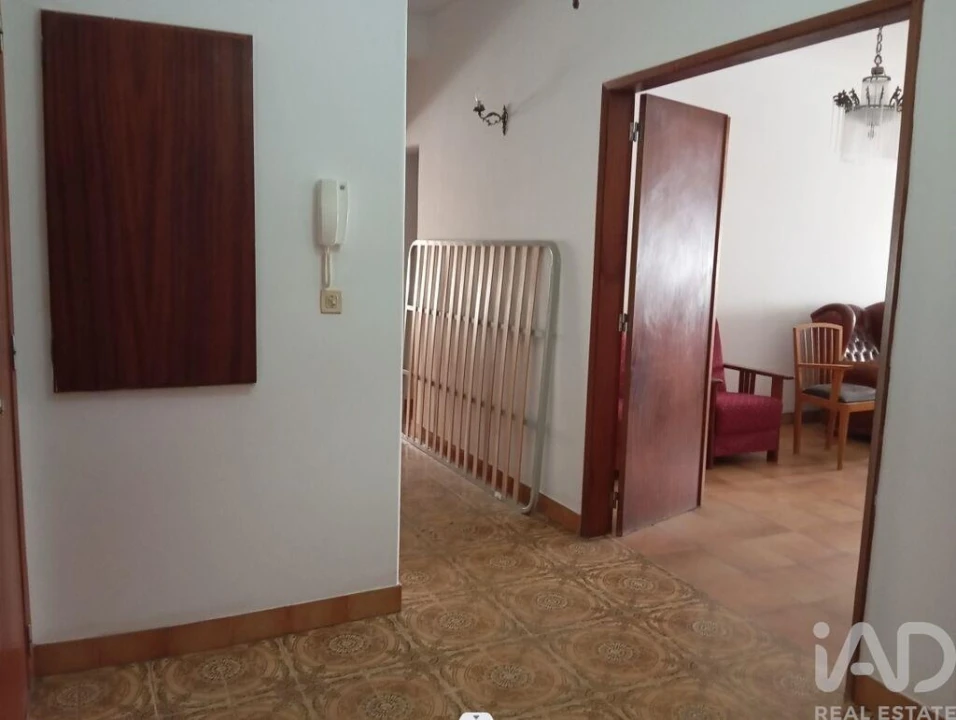 Apartamento T3 para Venda em Ribeira de Nisa e Carreiras Foto 2