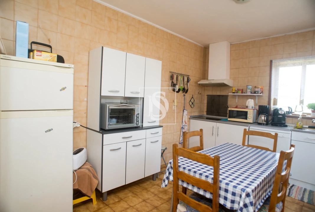 Moradia T5 para Venda em Canelas Foto 6