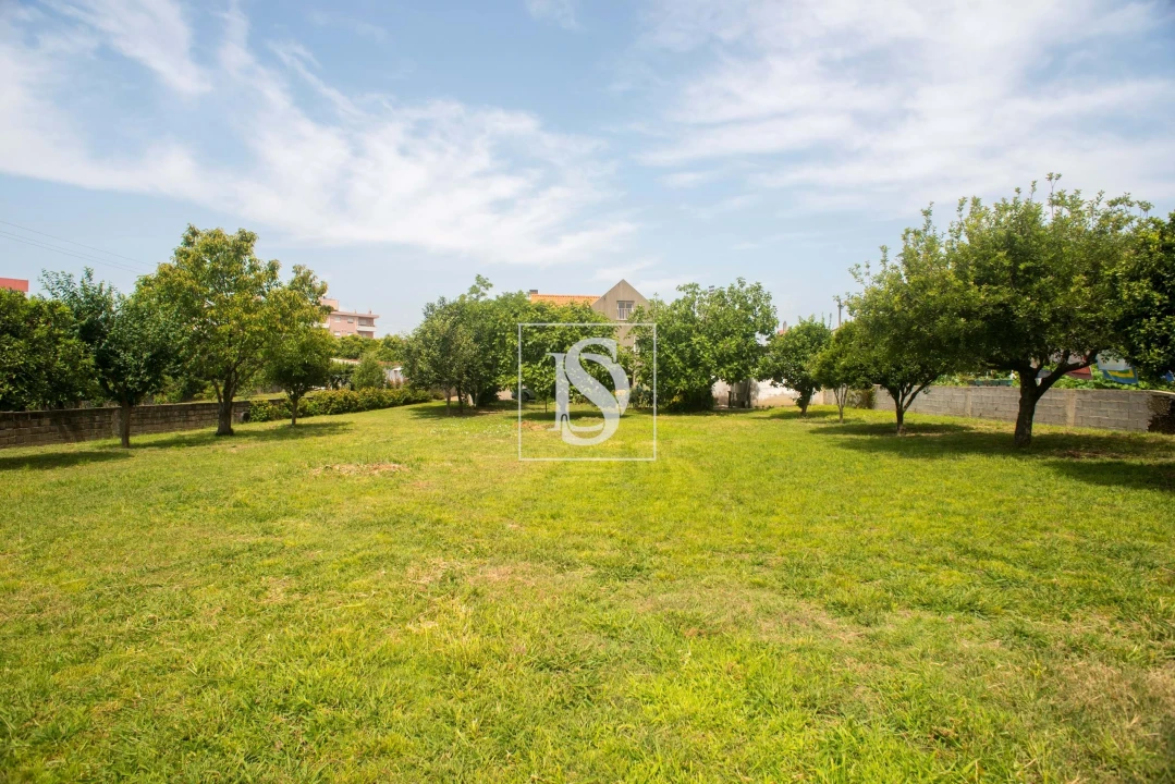 Moradia T5 para Venda em Canelas Foto 3