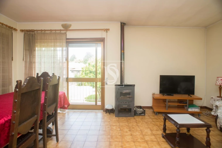 Moradia T5 para Venda em Canelas Foto 13