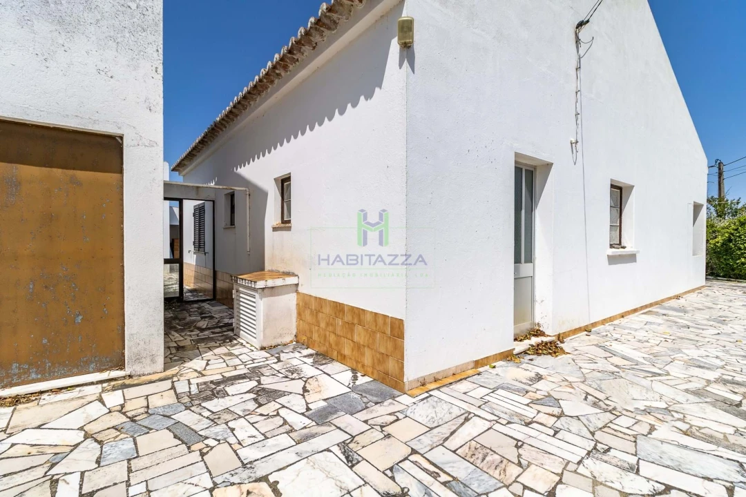 Moradia T3 para Venda em Bordeira Foto 9