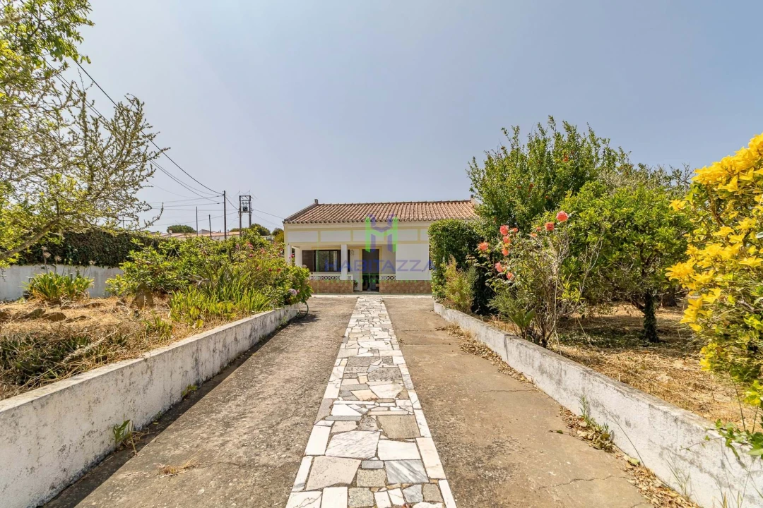 Moradia T3 para Venda em Bordeira Foto 3