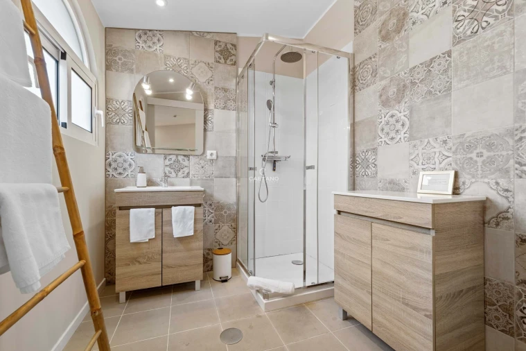 Moradia T6 para Venda em Funchal (Santa Luzia) Foto 27