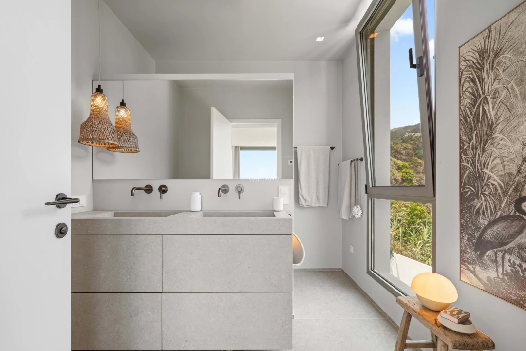 Moradia T3 para Venda em Calheta Foto 23