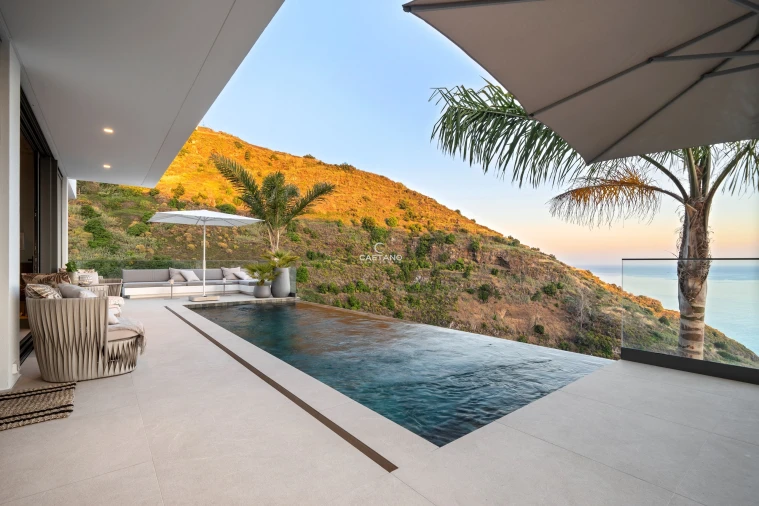 Moradia T3 para Venda em Calheta Foto 9