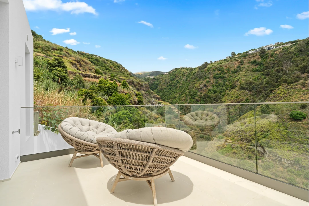 Moradia T3 para Venda em Calheta Foto 24