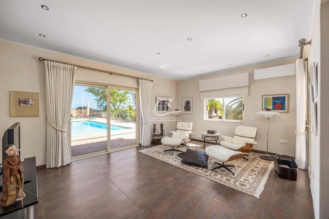 Moradia T3 para Venda em Olhão Foto 8