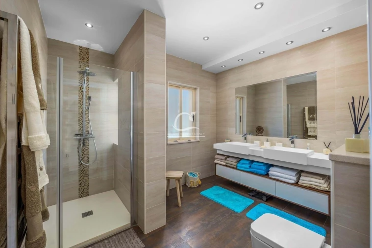 Moradia T3 para Venda em Olhão Foto 20