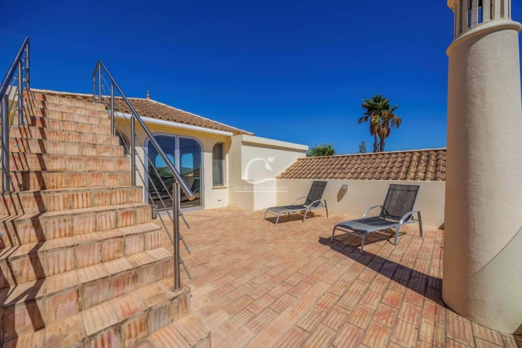 Moradia T3 para Venda em Olhão Foto 16