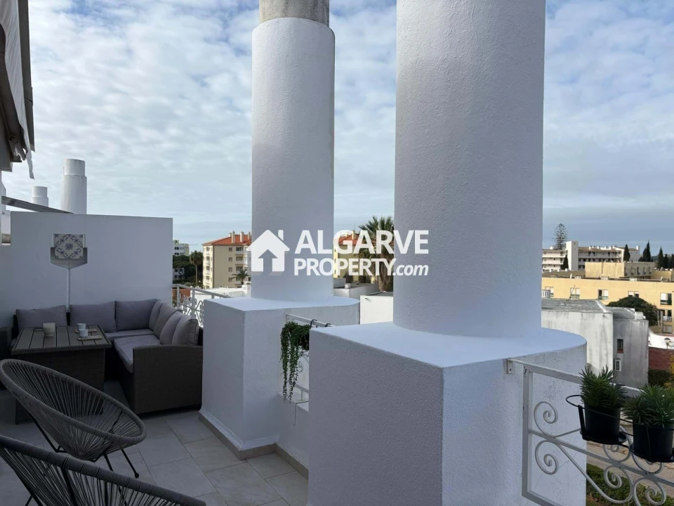 Apartamento T2 para Venda em Quarteira Foto 1