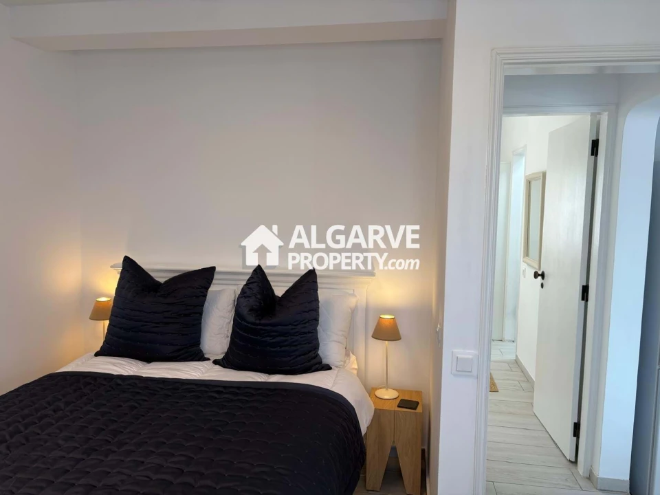 Apartamento T2 para Venda em Quarteira Foto 8