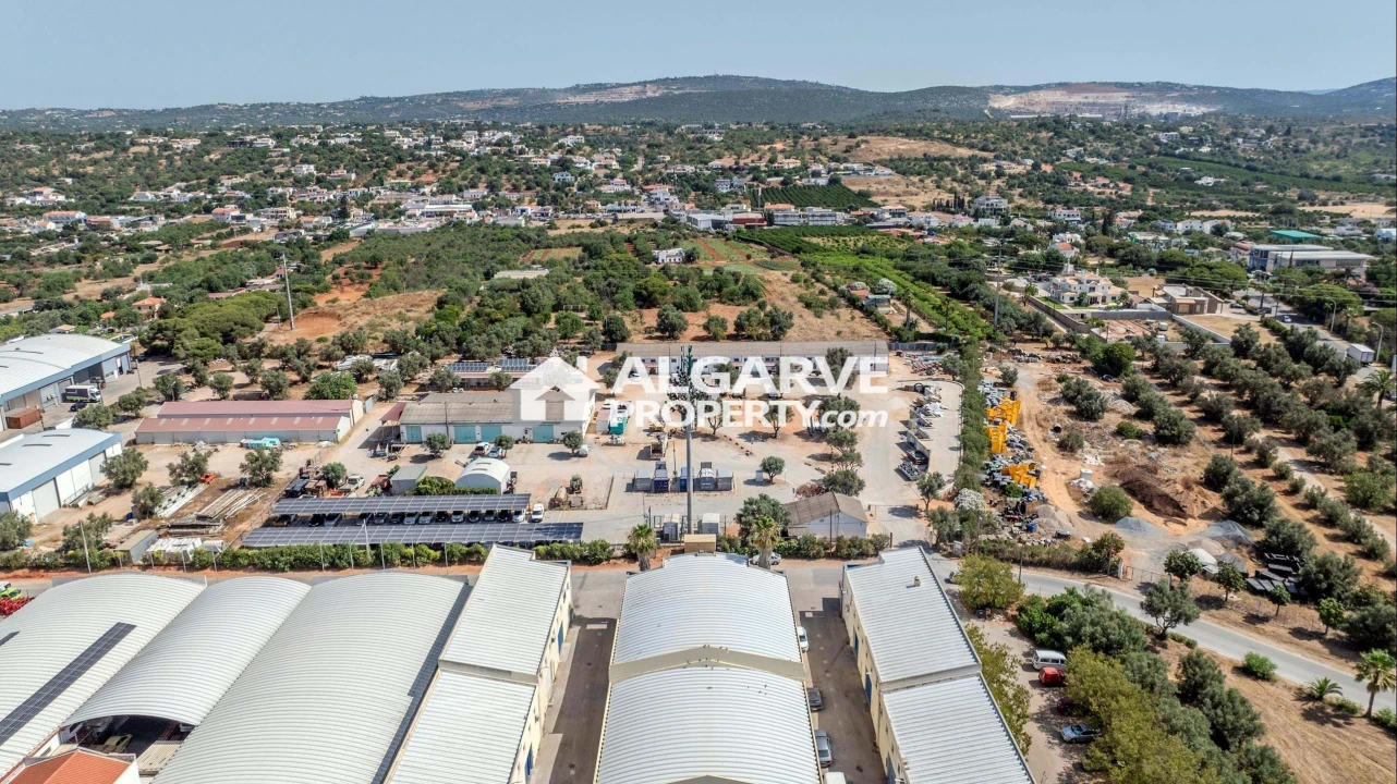 Negócio para Venda em Quarteira Foto 14