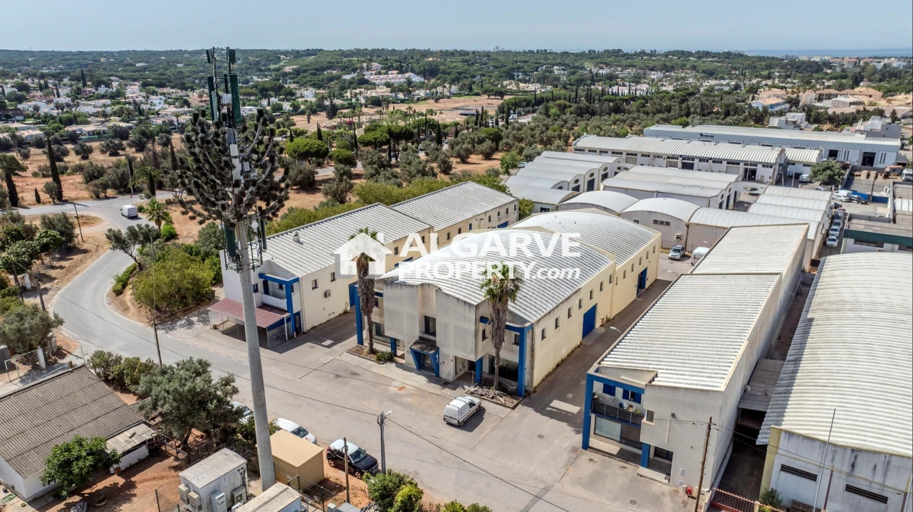 Negócio para Venda em Quarteira Foto 19