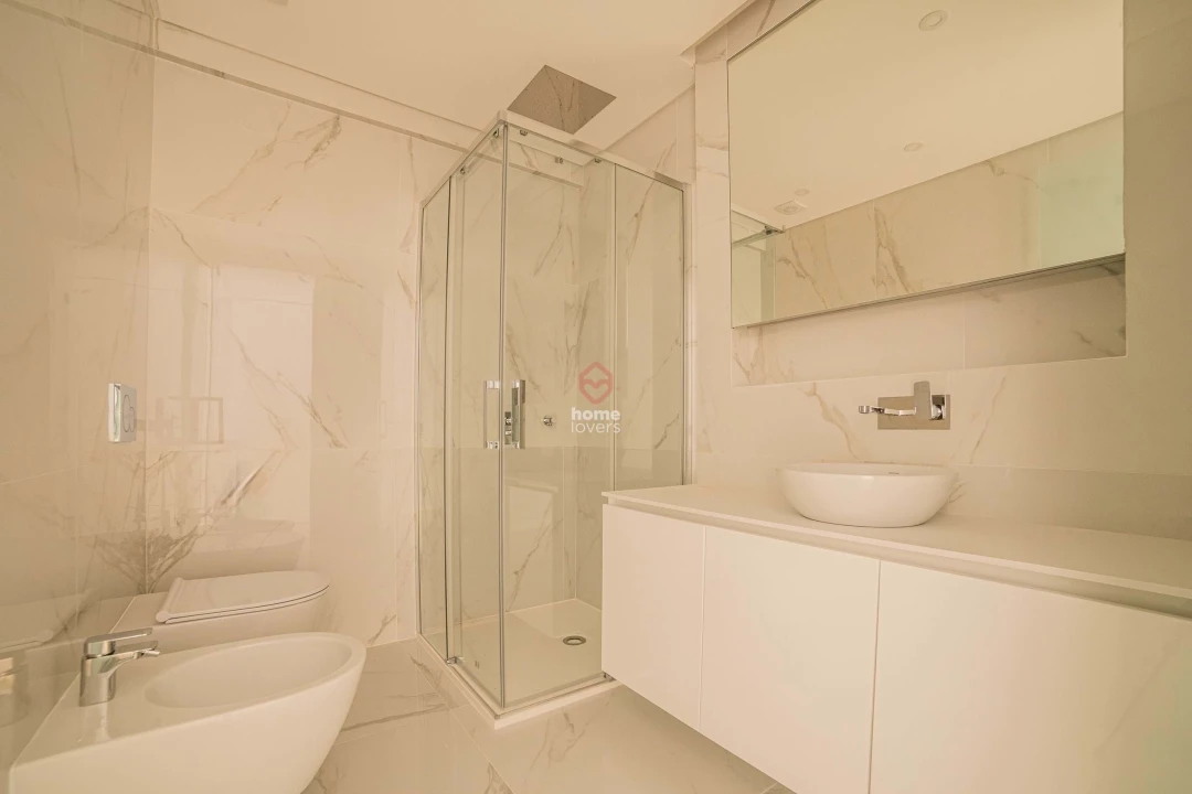 Apartamento T3 para Venda em Carcavelos e Parede Foto 15