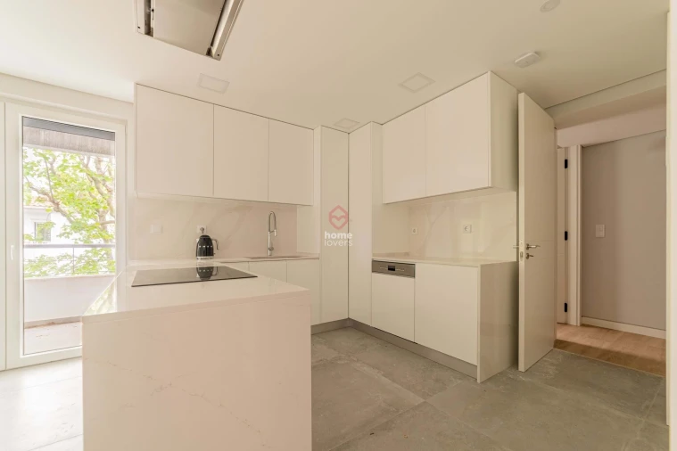 Apartamento T3 para Venda em Carcavelos e Parede Foto 7