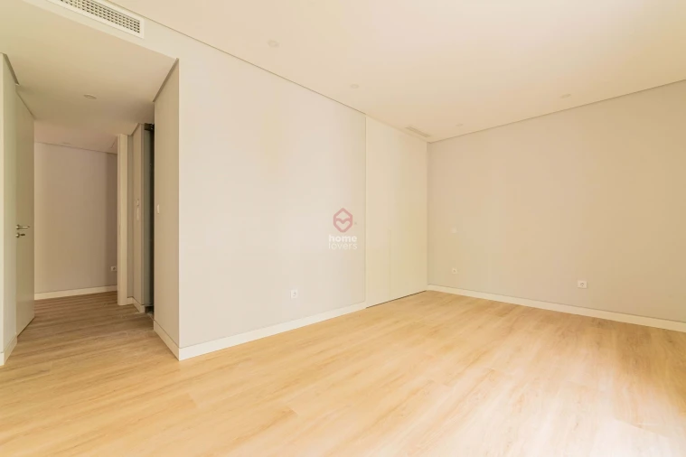 Apartamento T3 para Venda em Carcavelos e Parede Foto 12