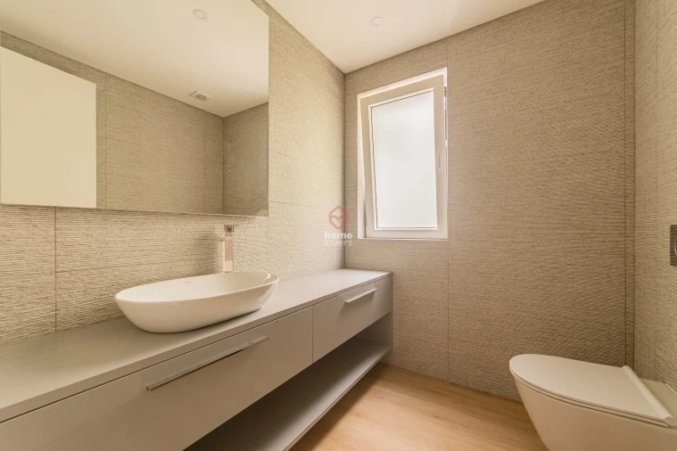 Apartamento T3 para Venda em Carcavelos e Parede Foto 5