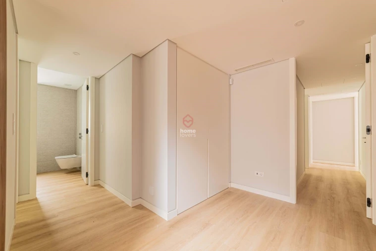 Apartamento T3 para Venda em Carcavelos e Parede Foto 6