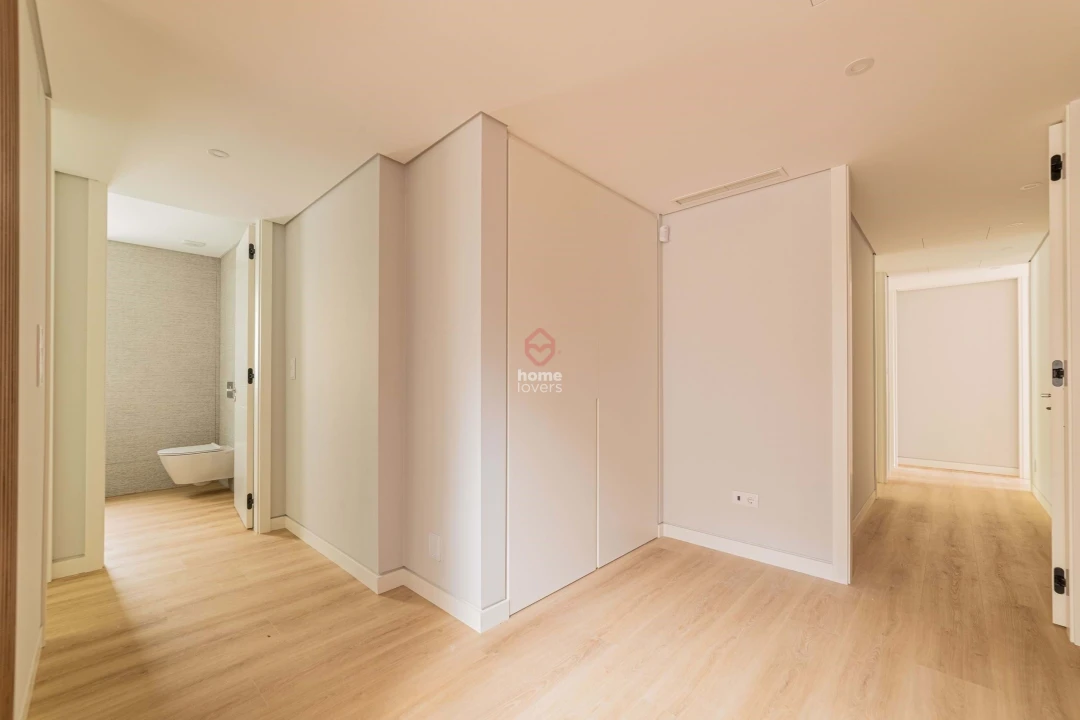 Apartamento T3 para Venda em Carcavelos e Parede Foto 6