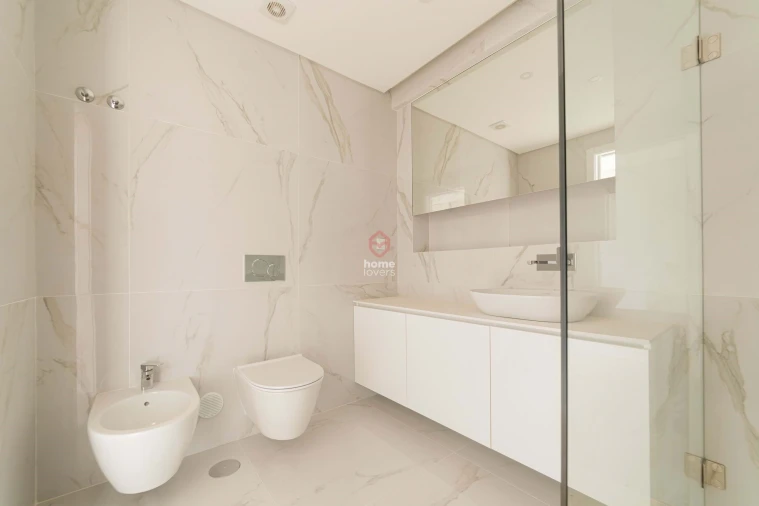 Apartamento T3 para Venda em Carcavelos e Parede Foto 15
