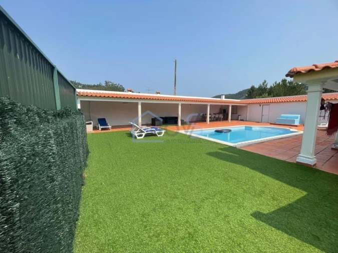 Moradia T4 para Venda em Ferreira do Zezere Foto 3