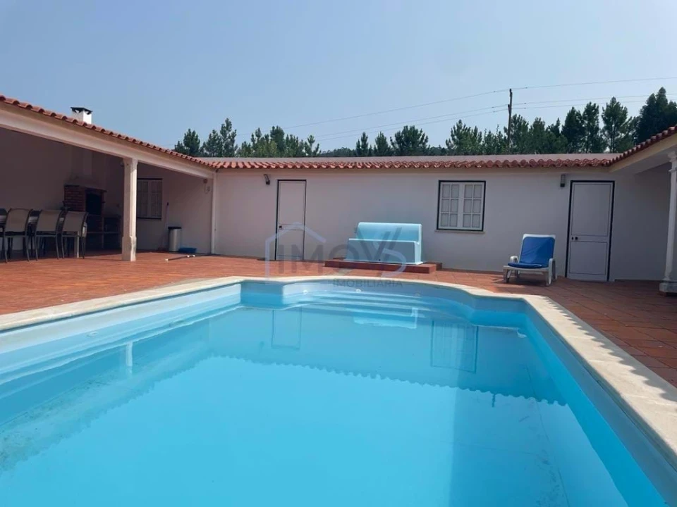 Moradia T4 para Venda em Ferreira do Zezere Foto 8