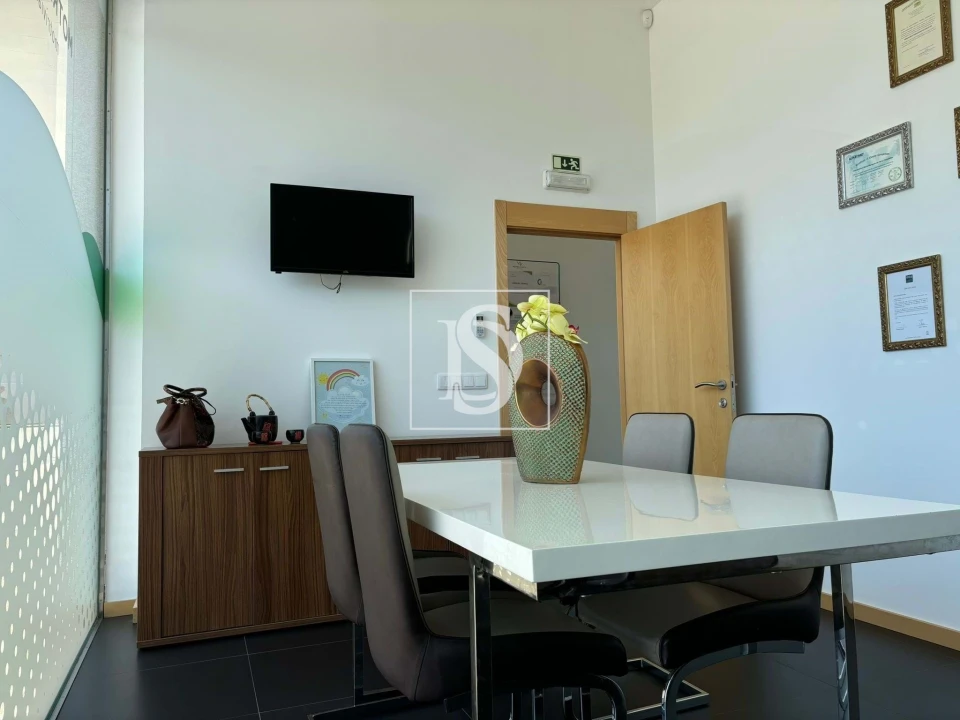 Negócio para Arrendamento em Santa Maria Maior e Monserrate e Meadela Foto 4