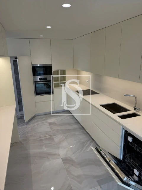 Apartamento T3 para Venda em Santa Marinha e São Pedro da Afurada