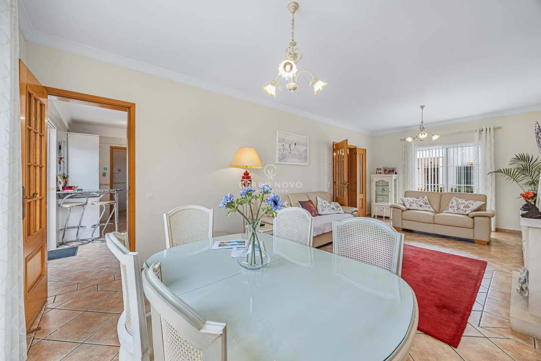 Moradia T3 para Venda em Paderne Foto 10