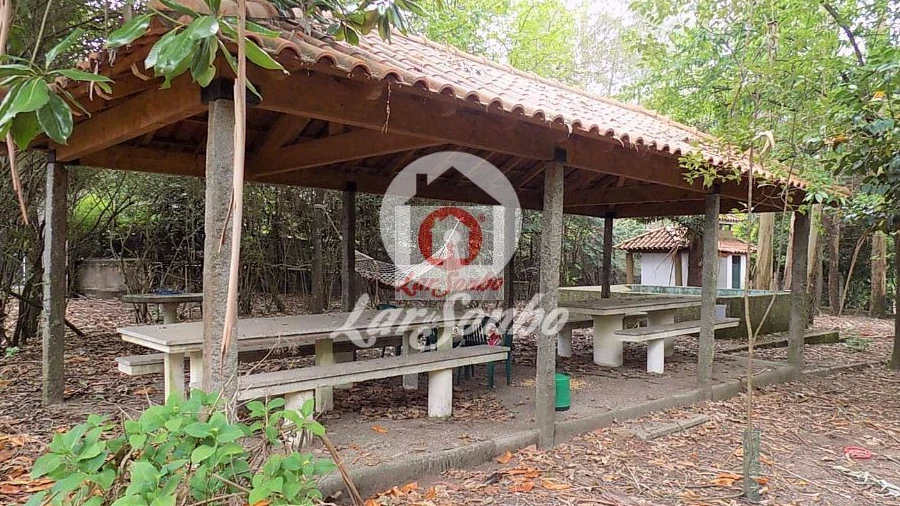 Quinta T0 para Venda em Cruz