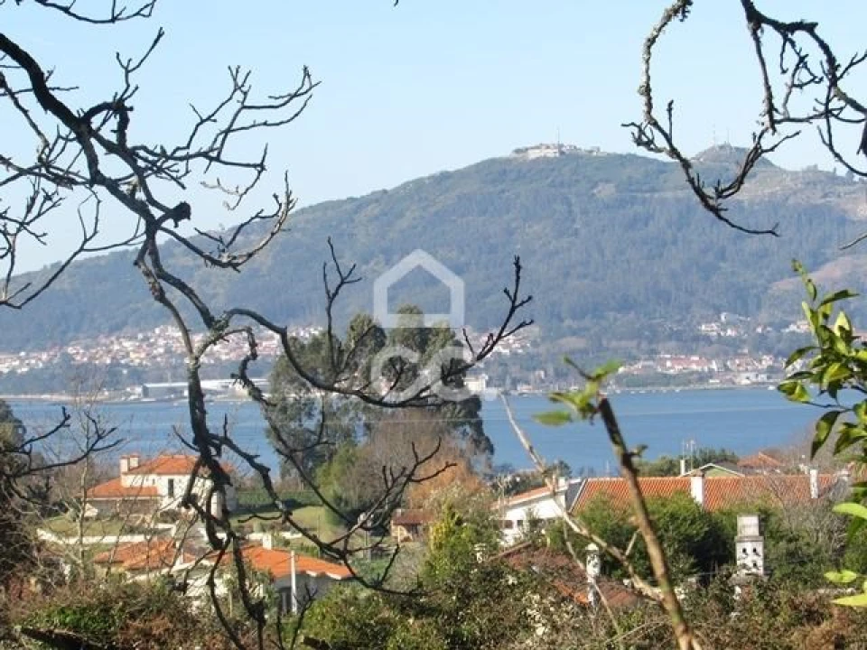 Quinta T4 para Venda em Seixas Foto 1